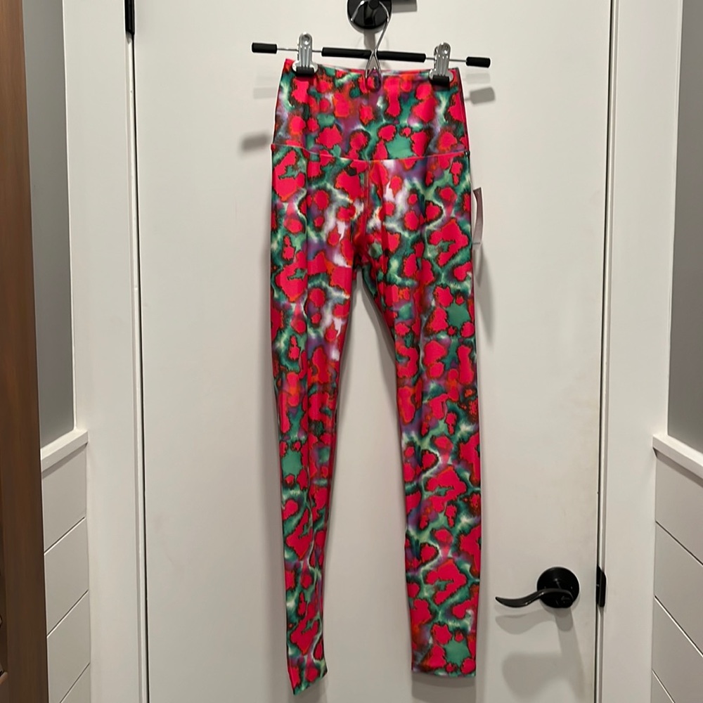 NWT Fused Hawaii LeLe Leggings